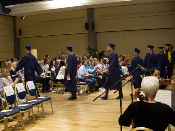2015-PreCommencement-022