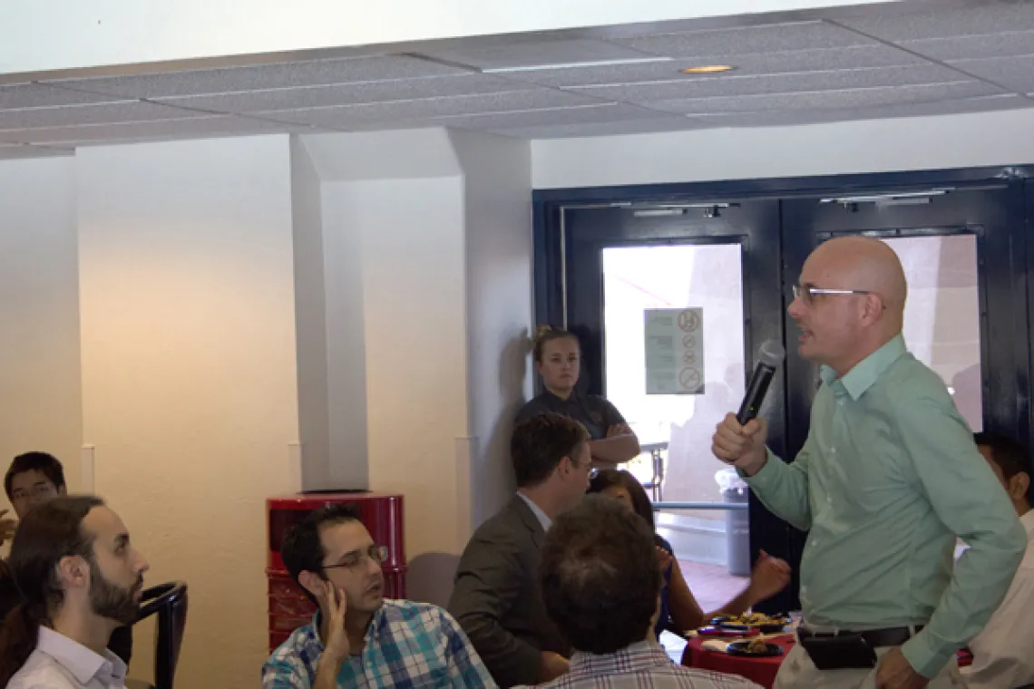2015-Fall-Industrial-Affiliates-Workshop-Lunch-Web-10