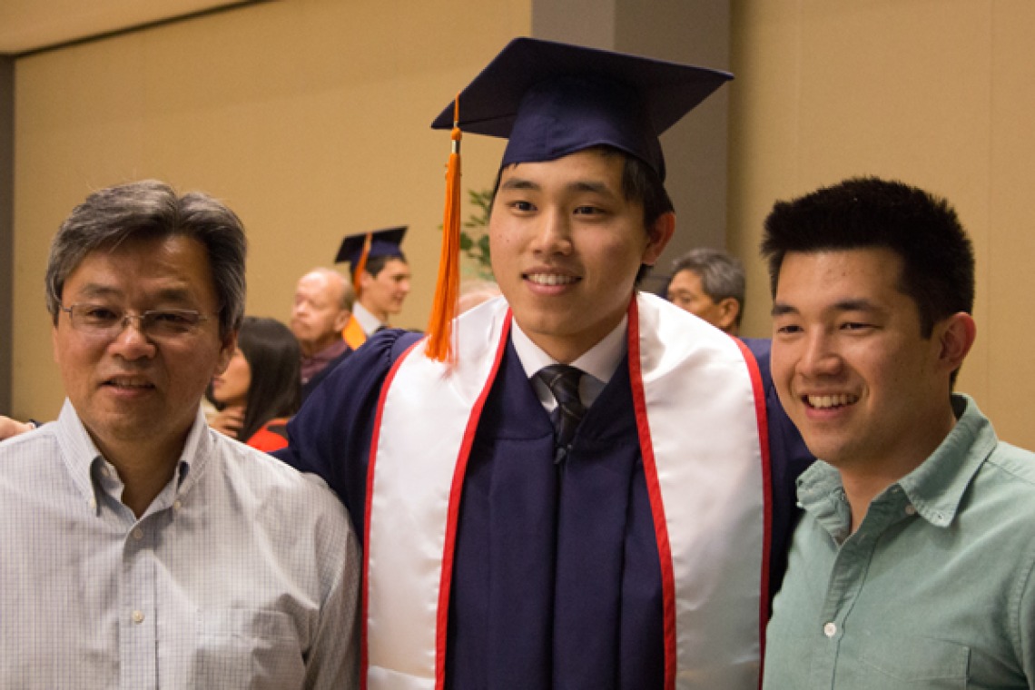 2015-PreCommencement-012