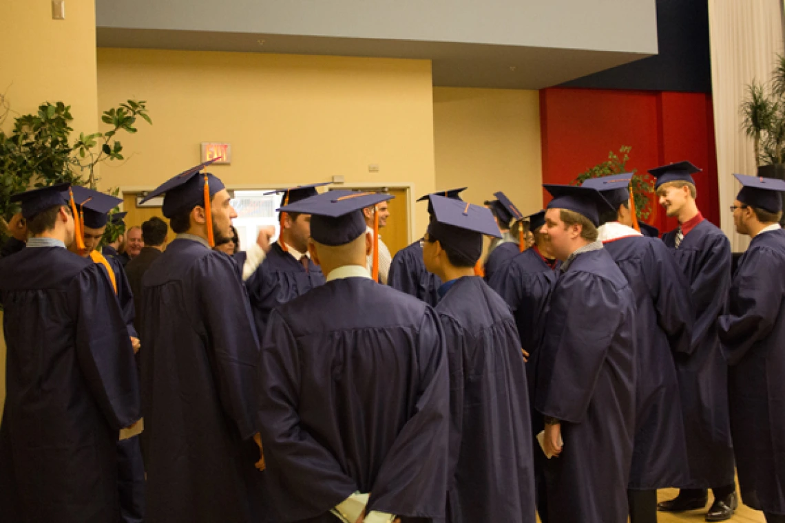 2015-PreCommencement-07