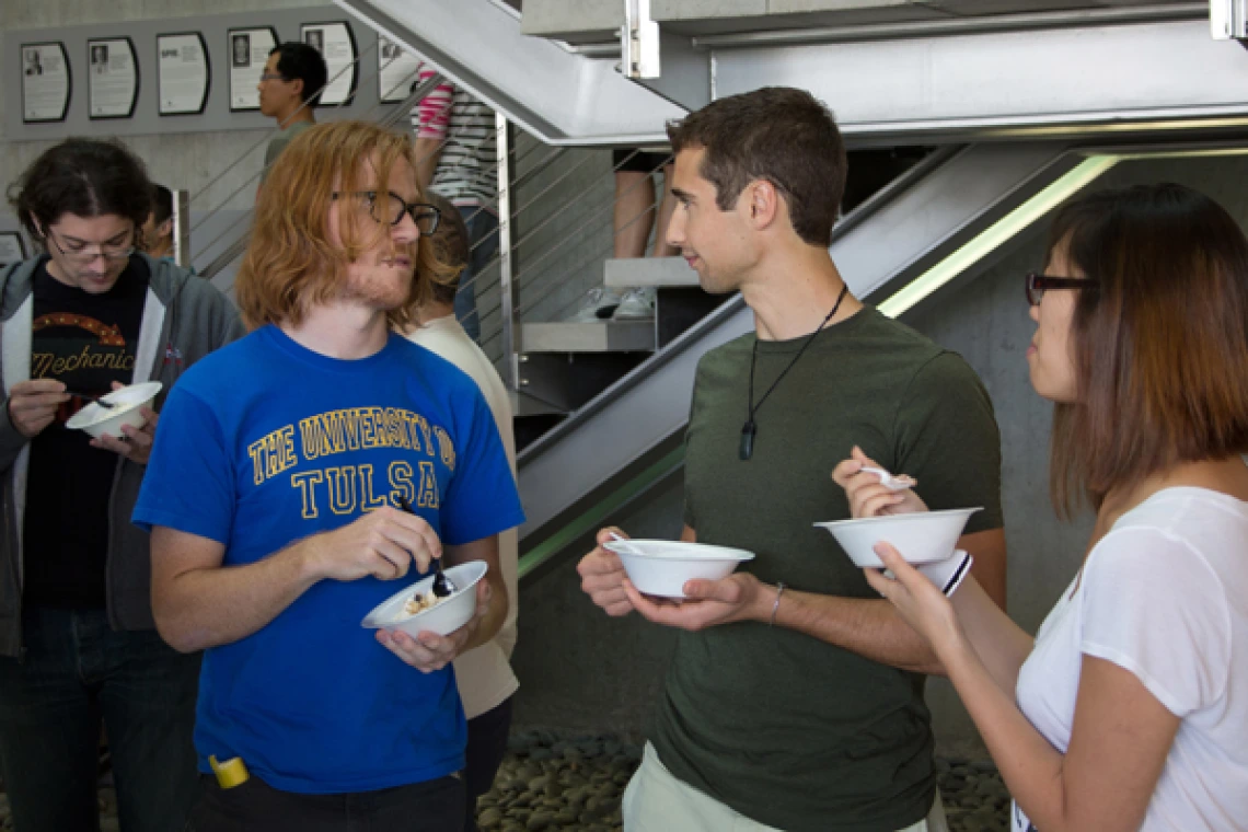 Ice-Cream-Social-May-2015-Web-07