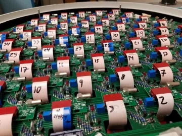 Readout circuitry for SPECT system with Neil Momsen's contribution (the little green circuits with the silver connectors)